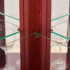 Vitrine d'angle avec éclairage, étagères en verre réglables et décoration perlée pour l'exposition de collections
