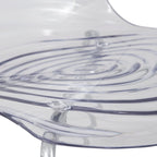 Sedia da pranzo in acrilico con gambe cromate, sedia laterale moderna con design a increspature d'acqua