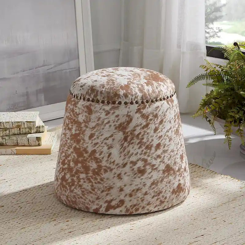 Pouf Ottomano in Pelle Bovina con Borchie - 17 - Marrone e Bianco