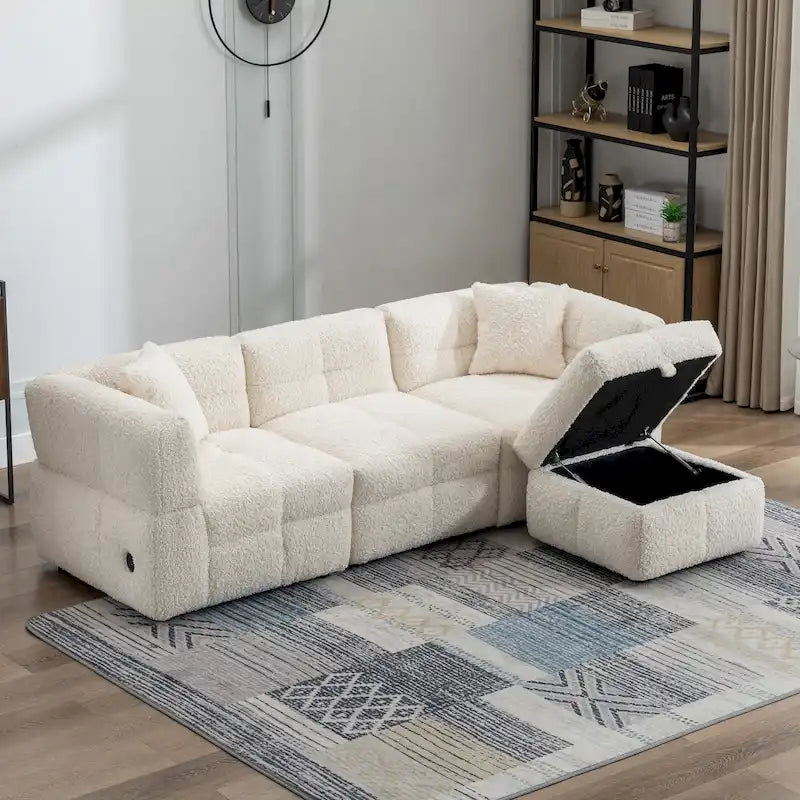 Divano sezionale Roomfitters Cozy in tessuto pile Teddy con porte USB, pouf contenitore mobile e due cuscini lombari