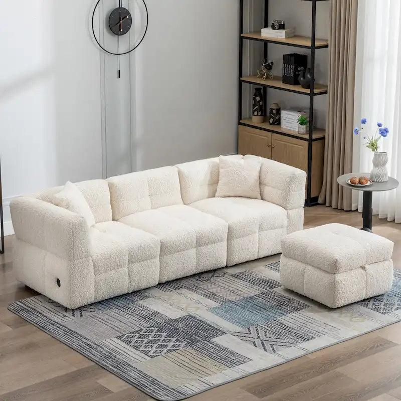 Divano sezionale Roomfitters Cozy in tessuto pile Teddy con porte USB, pouf contenitore mobile e due cuscini lombari