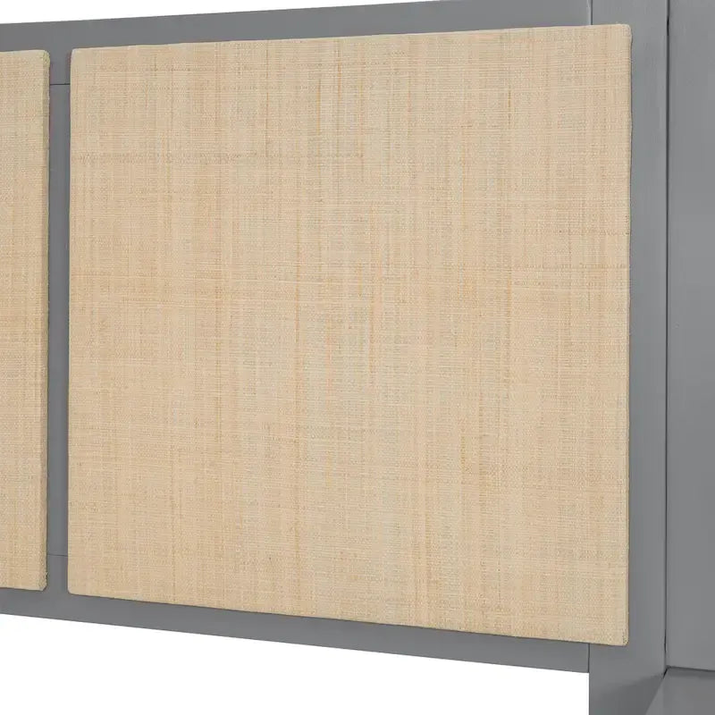 Letto a piattaforma in legno massiccio matrimoniale con comodini e lampade da testiera integrati