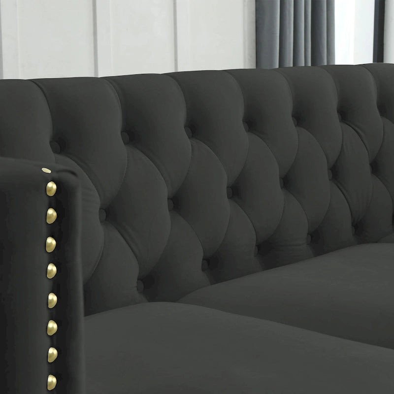 Divano componibile Chesterfield a L a 5 posti in velluto nero da 82,2 pollici con bordo borchiato, gambe in metallo e cuscini trapuntati