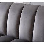 83 Comodo divano letto convertibile in velluto con contenitore.