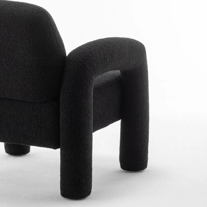 Poltrona di design moderno e unico imbottita per soggiorno