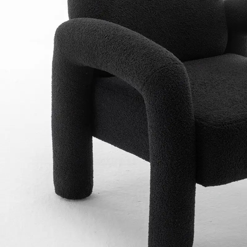 Poltrona di design moderno e unico imbottita per soggiorno
