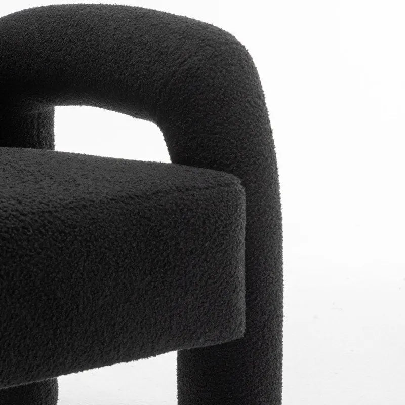 Poltrona di design moderno e unico imbottita per soggiorno