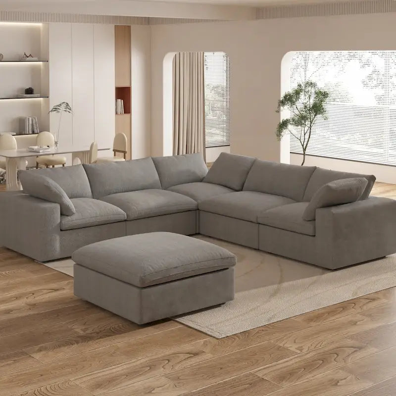 Divano sezionale a 5 posti e pouf Widen Down Filled