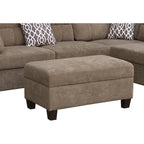 Divano sezionale in tessuto Diego 103.5 con chaise longue a destra, pouf contenitore e 2 cuscini decorativi