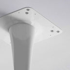 32Tavolo da pranzo moderno con base rotonda in metallo e piano in MDF